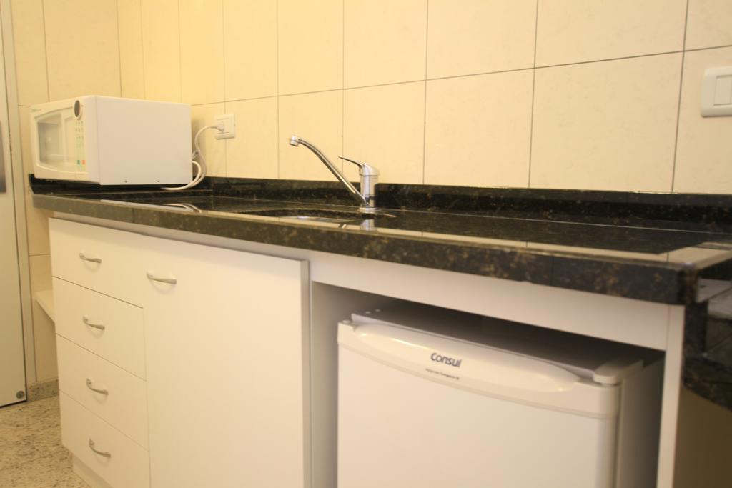 Hotel Confiance Prime Batel Курітіба Екстер'єр фото