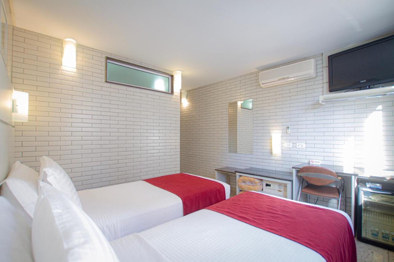 Hotel Confiance Prime Batel Курітіба Екстер'єр фото