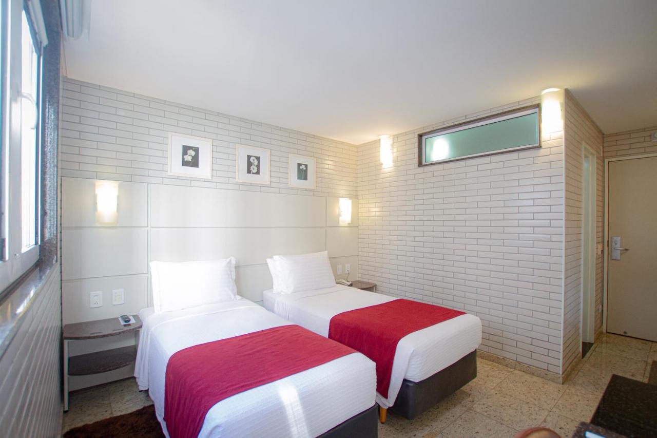 Hotel Confiance Prime Batel Курітіба Екстер'єр фото
