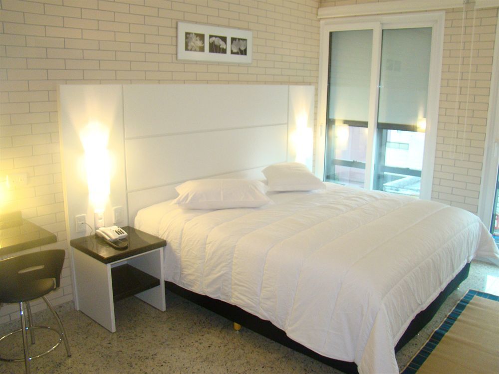 Hotel Confiance Prime Batel Курітіба Екстер'єр фото